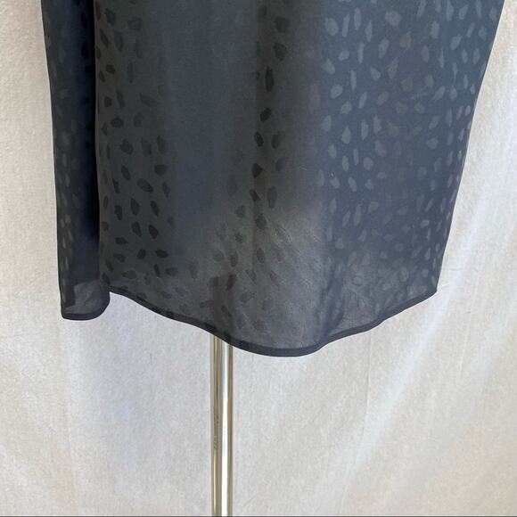 ANN TAYLOR Spotted Puff Shoulder Satin Cowl Neck Top In black Size Medium‎ NWT - Picture 4 of 12